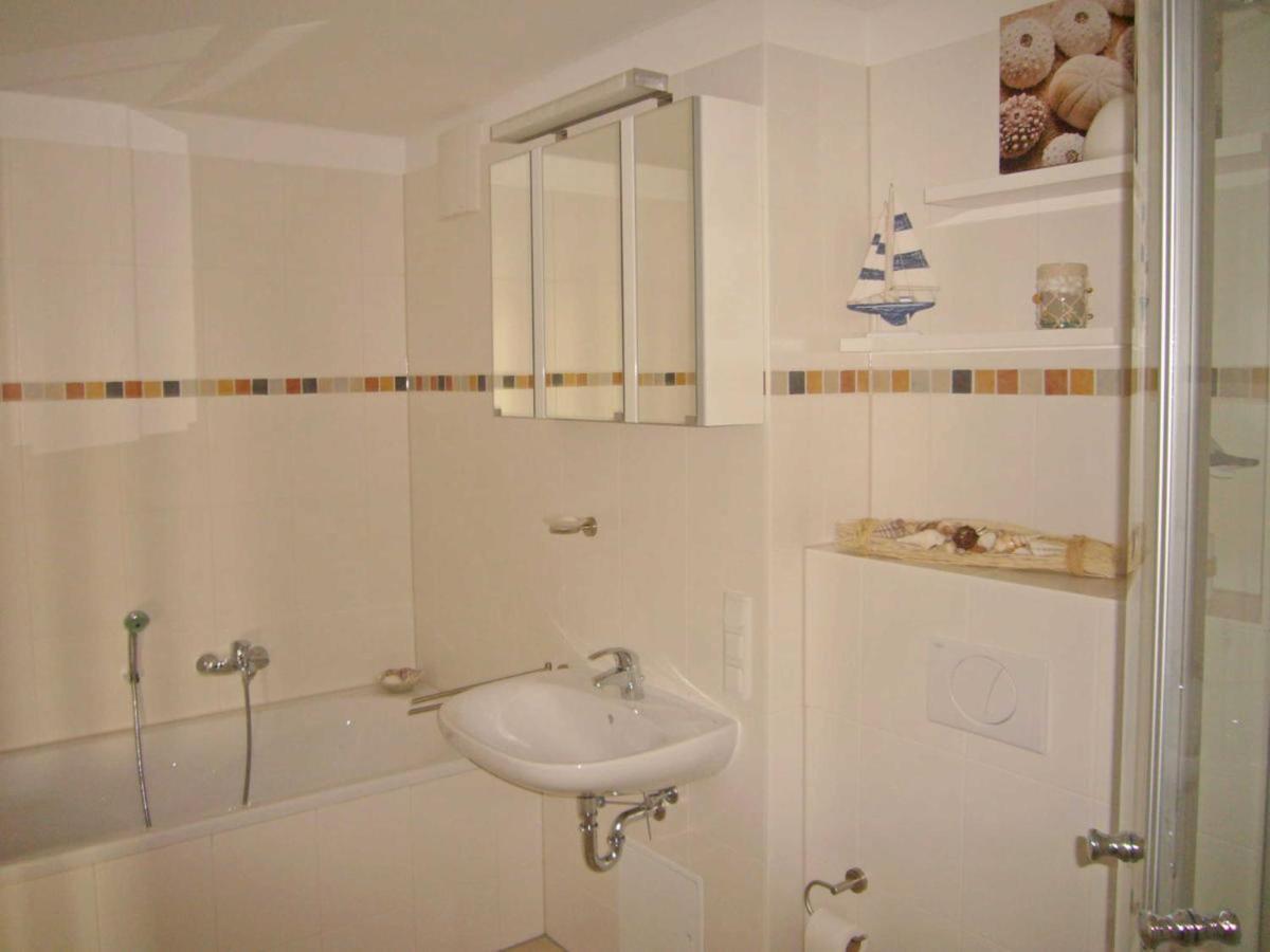 דירות Haus Putbus In Altefaehr - Wg 3 Mit Panoramablick מראה חיצוני תמונה