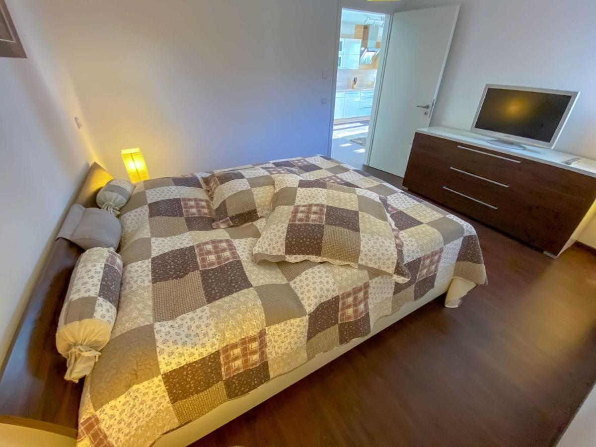 דירות Haus Putbus In Altefaehr - Wg 3 Mit Panoramablick מראה חיצוני תמונה